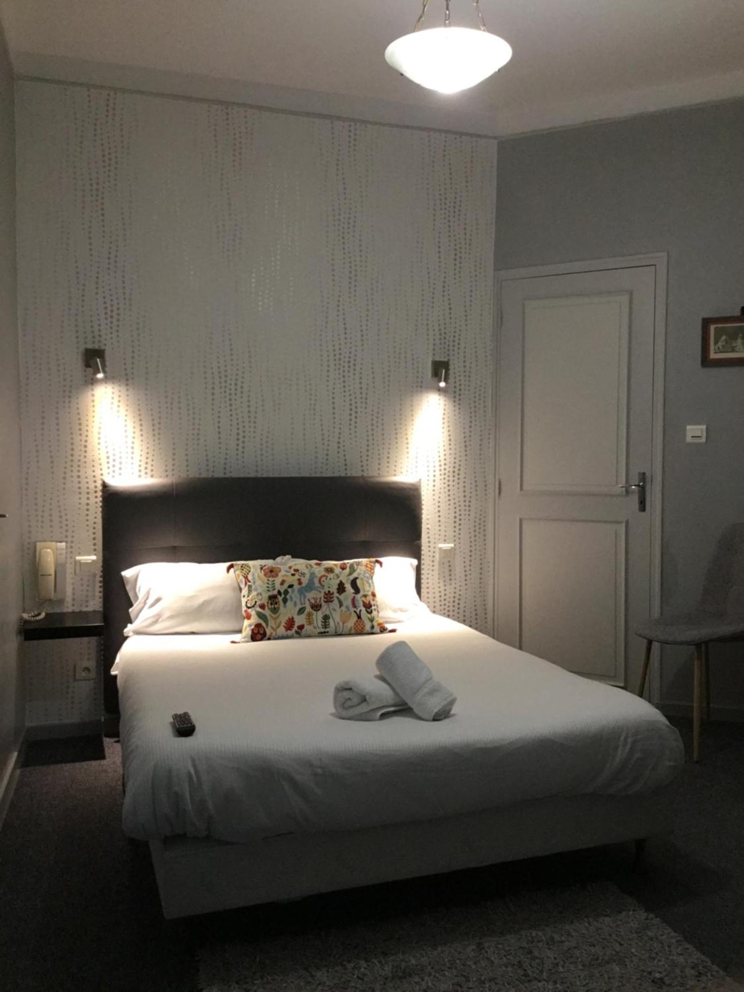 Hotel Le Pont Napoleon La Celle-sous-Gouzon Экстерьер фото